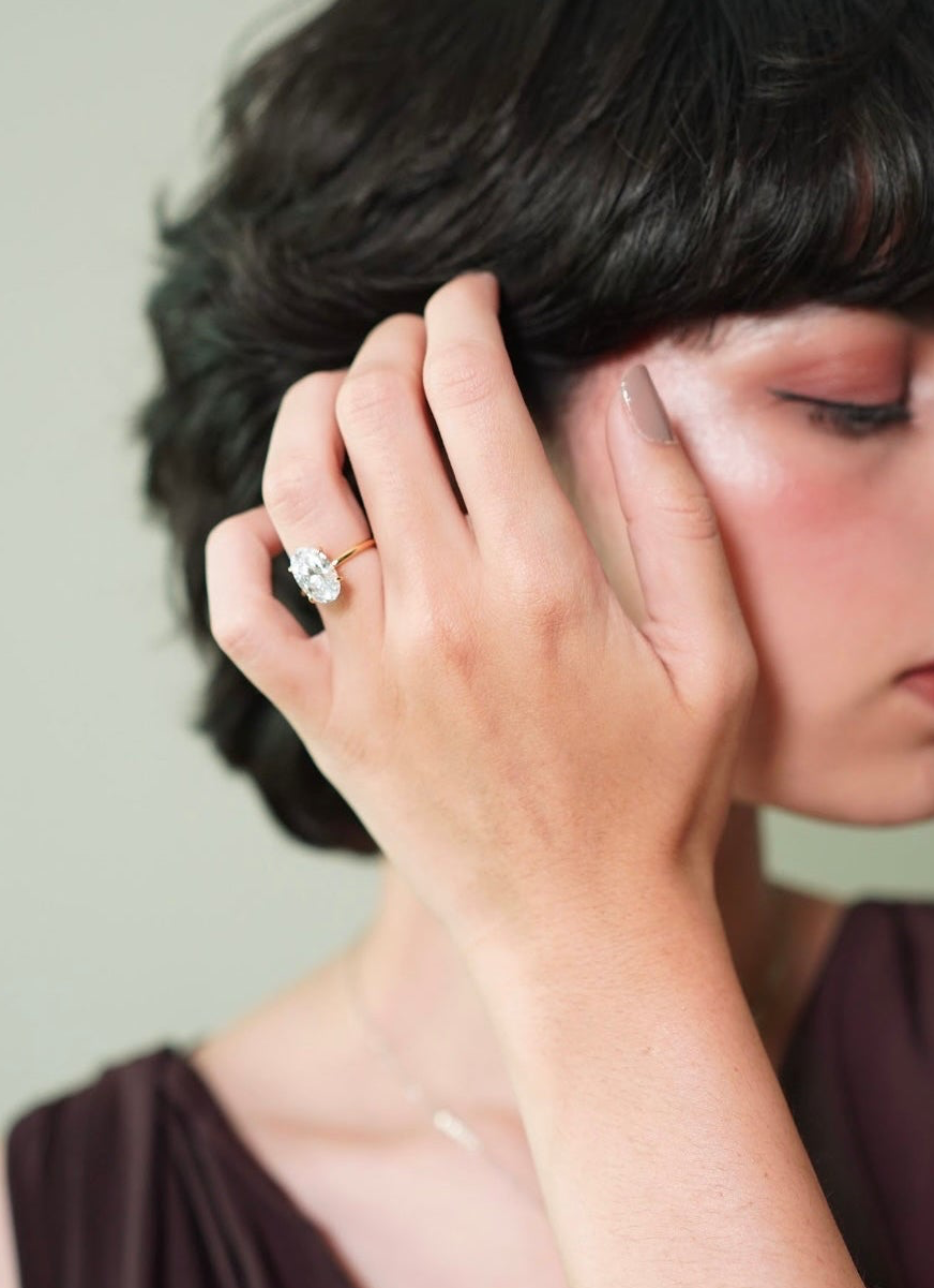 Sovereign Oval (8 carat)