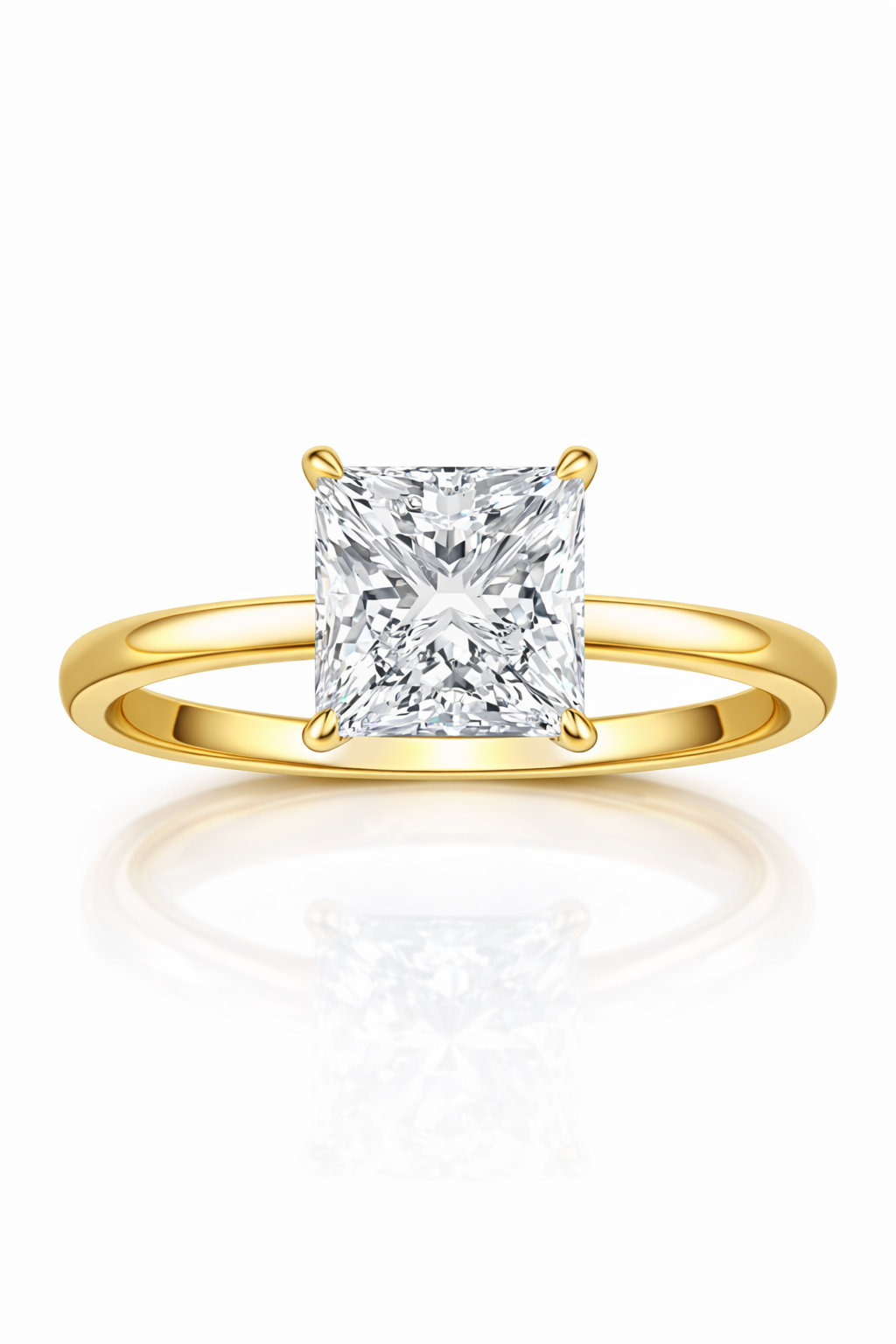 Maison de Versailles — 4-Prong Royal Solitaire