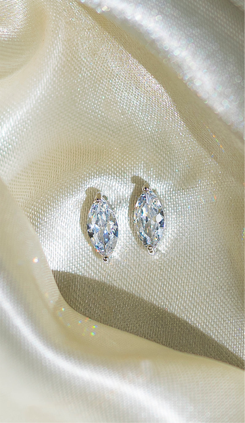 Earrings - the entire collection🤍