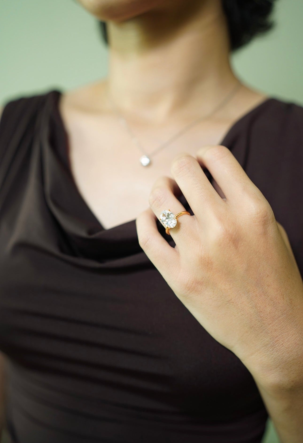 Sovereign Oval (8 carat)